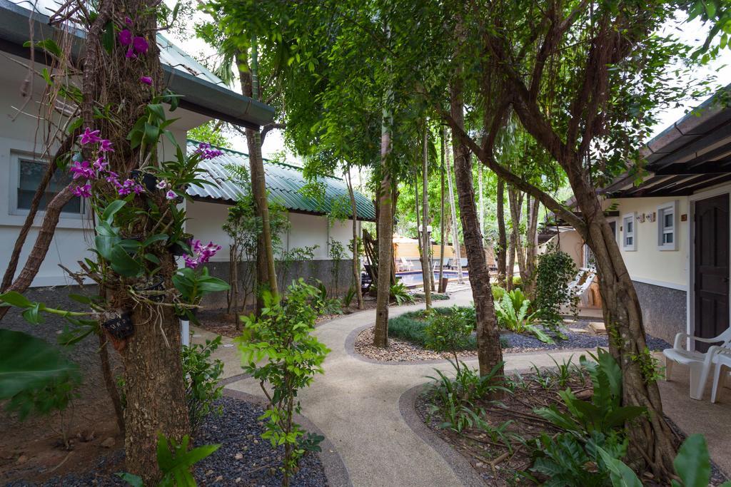 Bangtao Kanita House Bang Tao Beach  Extérieur photo